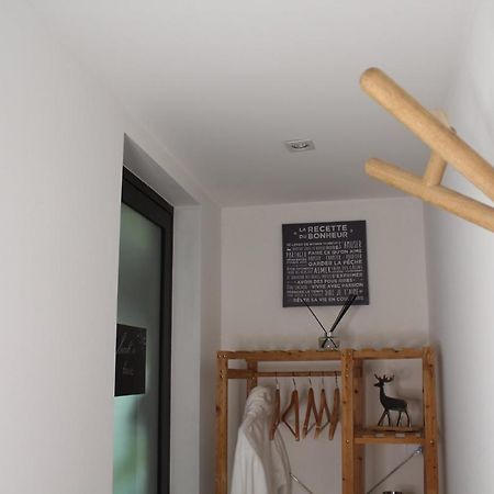 Studio Tout Neuf. Court Sejour, Loisirs, Professionnel Chaudfontaine Exterior foto