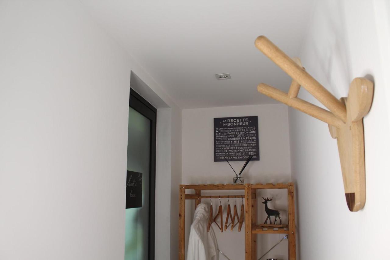 Studio Tout Neuf. Court Sejour, Loisirs, Professionnel Chaudfontaine Exterior foto